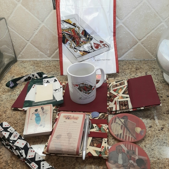 Handcrafted Spades Bid Whist gaming set - Picture 4 of 16